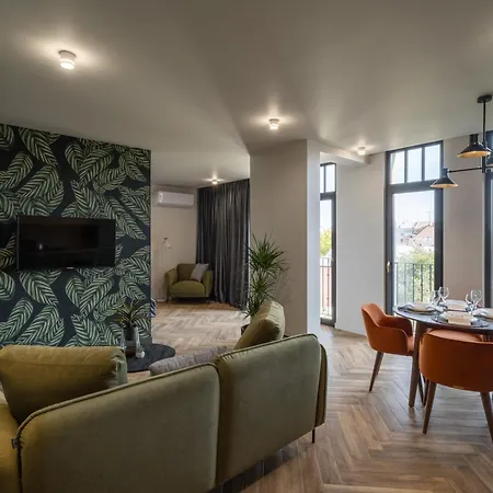 Czernowitz Deluxe Apartments المظهر الخارجي الصورة