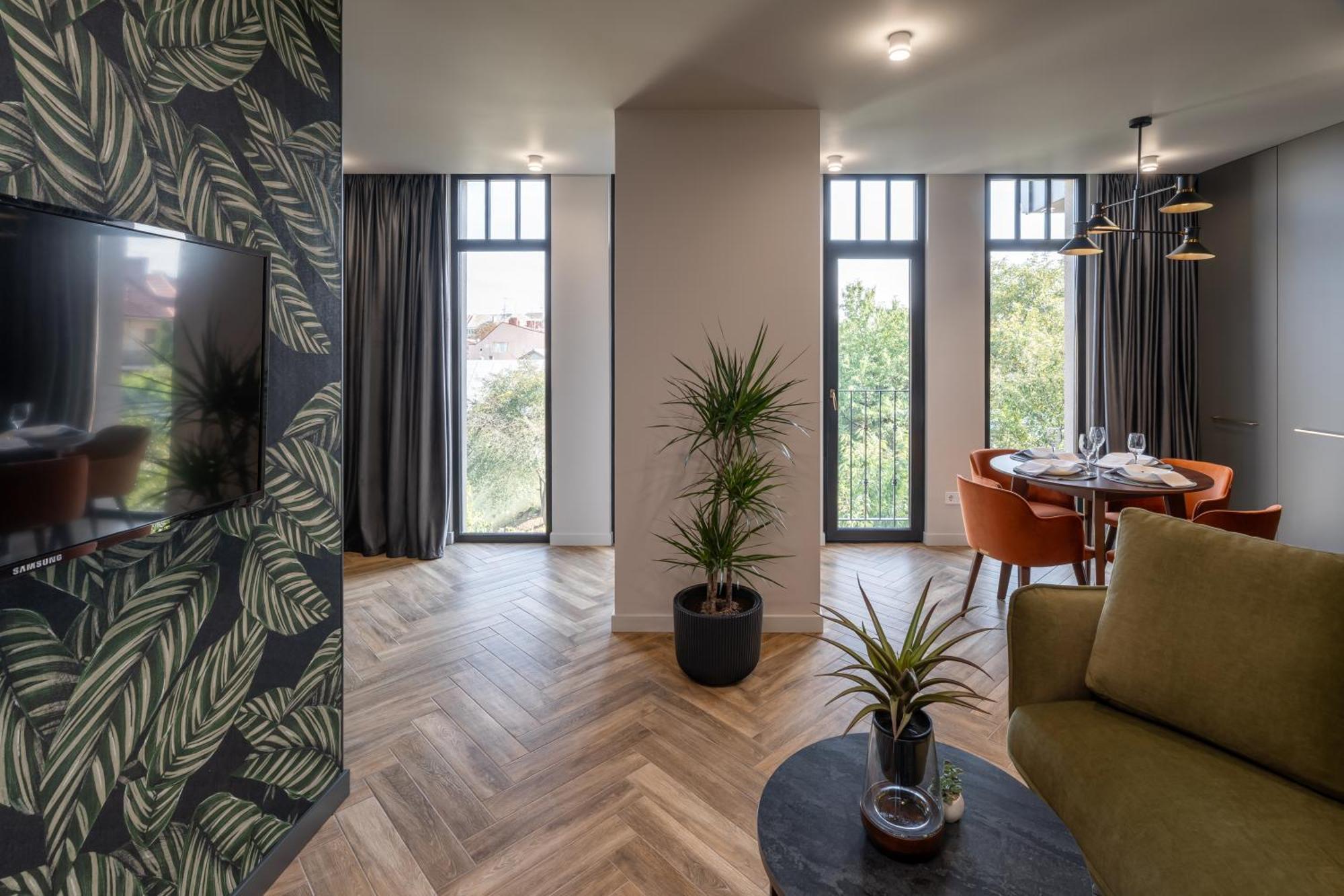 Apartment Deluxe