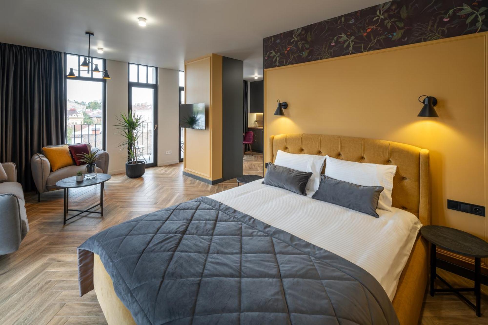 Deluxe Apartment Chernivtsi