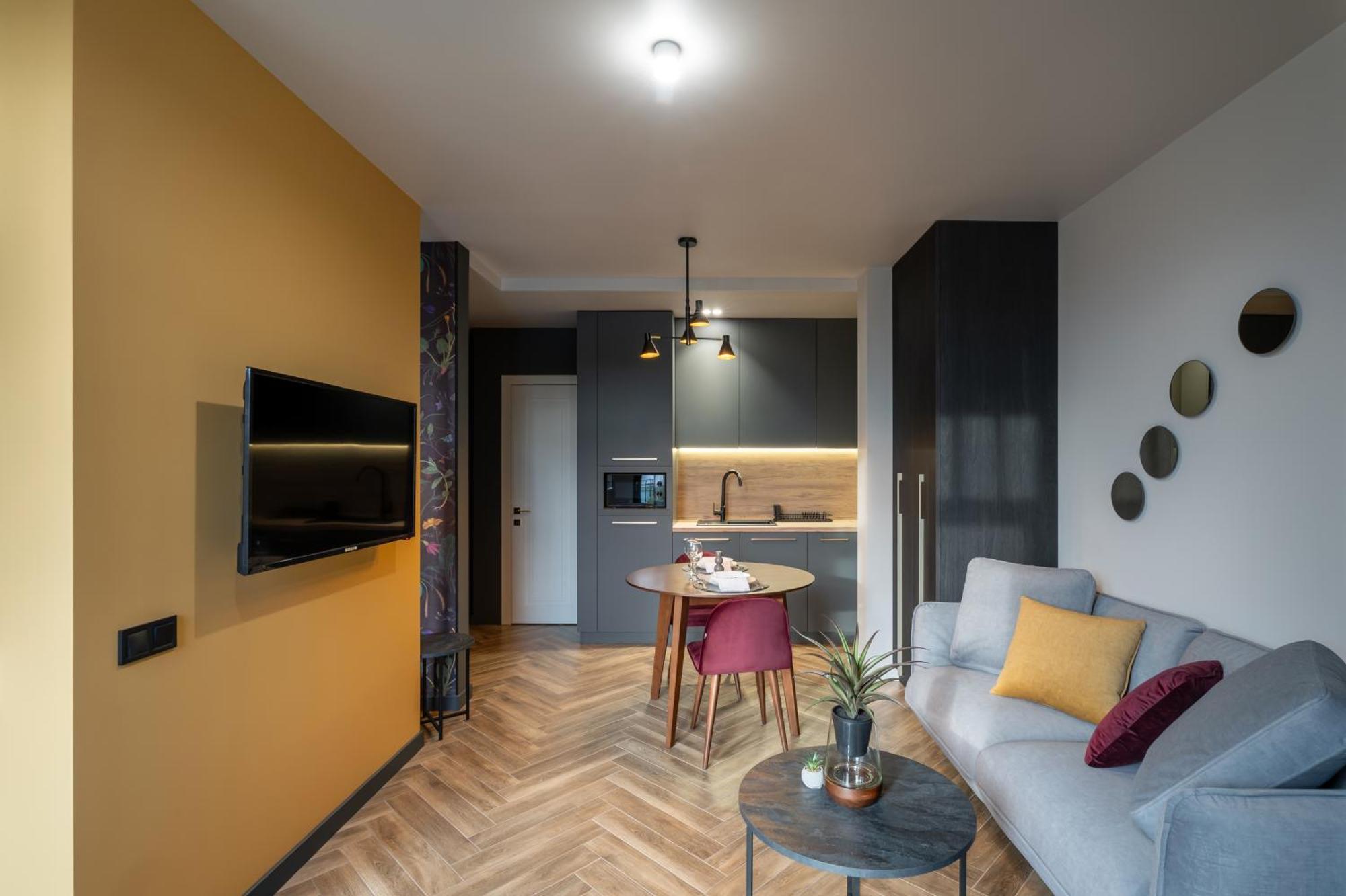 Apartment Deluxe *
